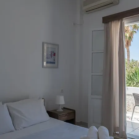 Paradise 4*