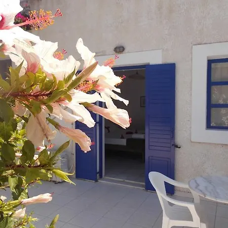 Paradise Mylopotas