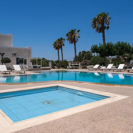Aparthotel Paradise 3*