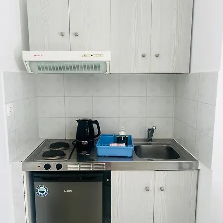 Paradise Aparthotel 3*