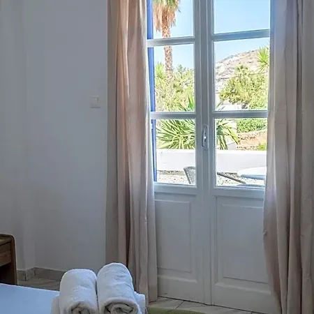 Paradise 4*