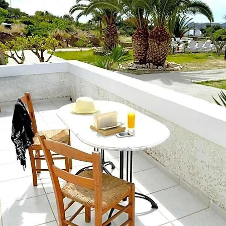 Aparthotel Paradise Mylopotas