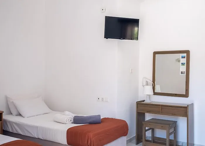 Paradise Aparthotel 4*