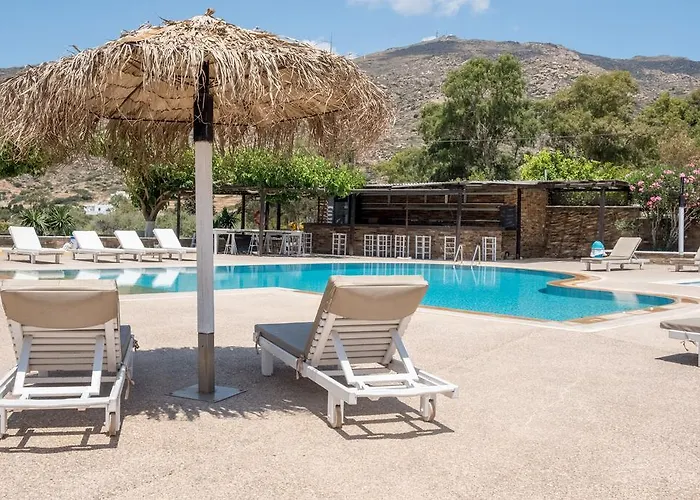 Paradise Aparthotel 4*