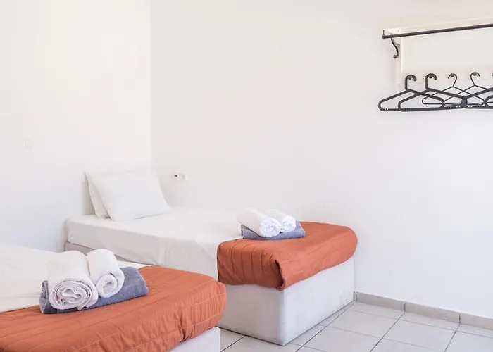 Paradise 4* Mylopotas