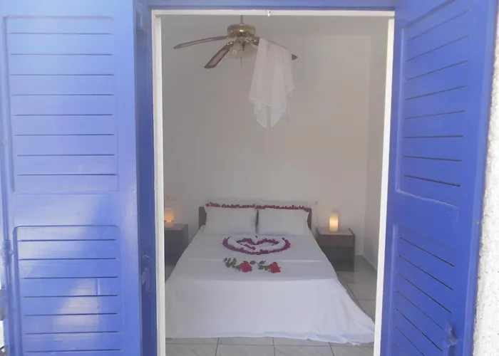 Paradise Aparthotel Mylopotas